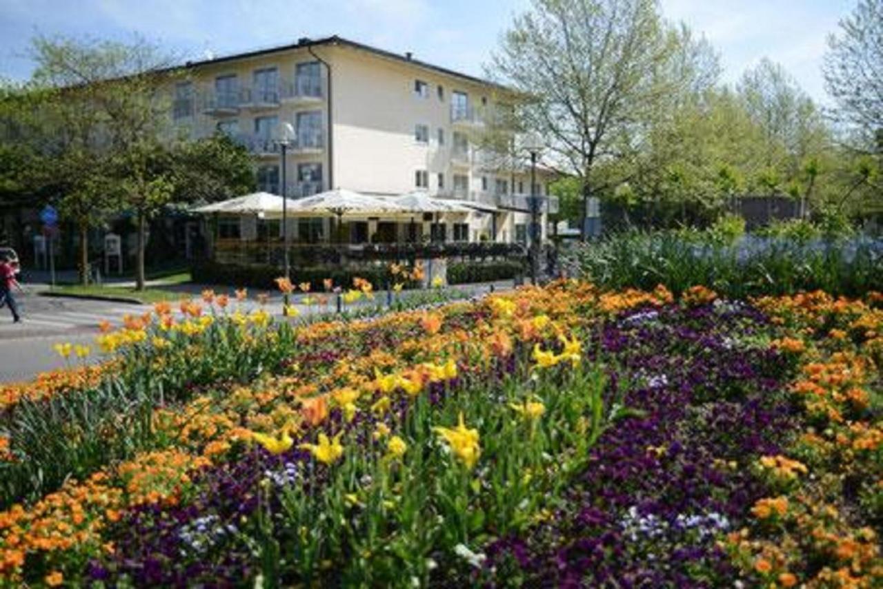 Hotel Dein Franz Bad Füssing エクステリア 写真
